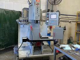 HAAS TM1 Mini Milling Machine - picture1' - Click to enlarge