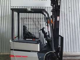 TCM 1.8T 3 Wheel Electric Forklift with new $5,000 battery! - Hire - picture0' - Click to enlarge