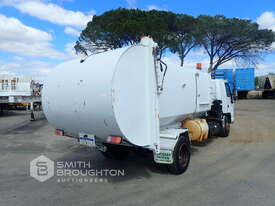 2003 ISUZU NQR 4X2 GARBAGE COMPACTOR TRUCK - picture0' - Click to enlarge