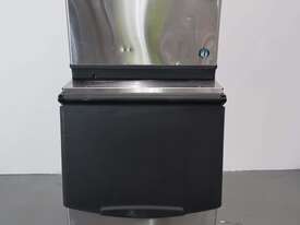 Hoshizaki KMD-201AA Ice Machine - picture0' - Click to enlarge