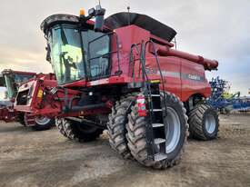 2014 CaseIH 7230 + 40' MacDon + Seed Terminator - picture2' - Click to enlarge