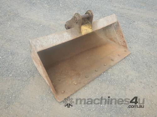 1200mm Mud Bucket to suit 3T
