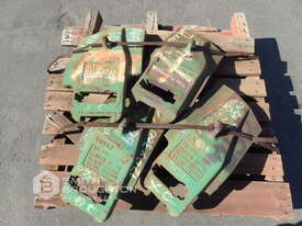 PALLET COMPRISING OF BRADKEN LIP PROTECTORS (UNUSED) - picture0' - Click to enlarge