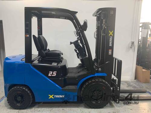 2.5 ton Diesel Forklift