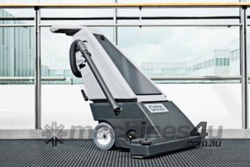 Nilfisk GU700A Commercial Vacuum Nilfisk GU700A Commercial Vacuum