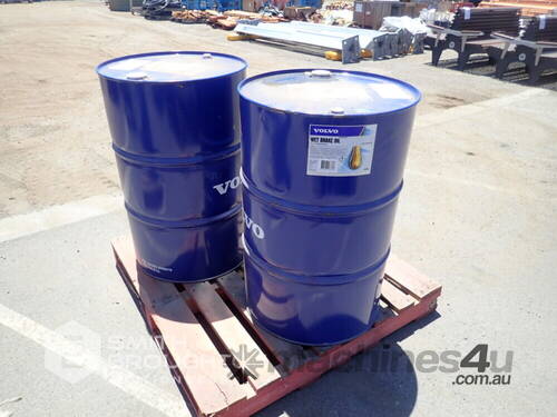 2 X 208 LITRE DRUMS VOLVO WET BRAKE OIL