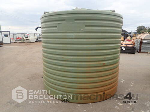 9000 LITRE WEST COAST POLY WATER TANK