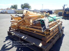 PALLET COMPRISISNG OF PERSONNEL RETRIEVAL SYSTEM - picture2' - Click to enlarge