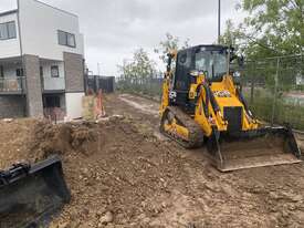 Tracked Backhoe - picture0' - Click to enlarge