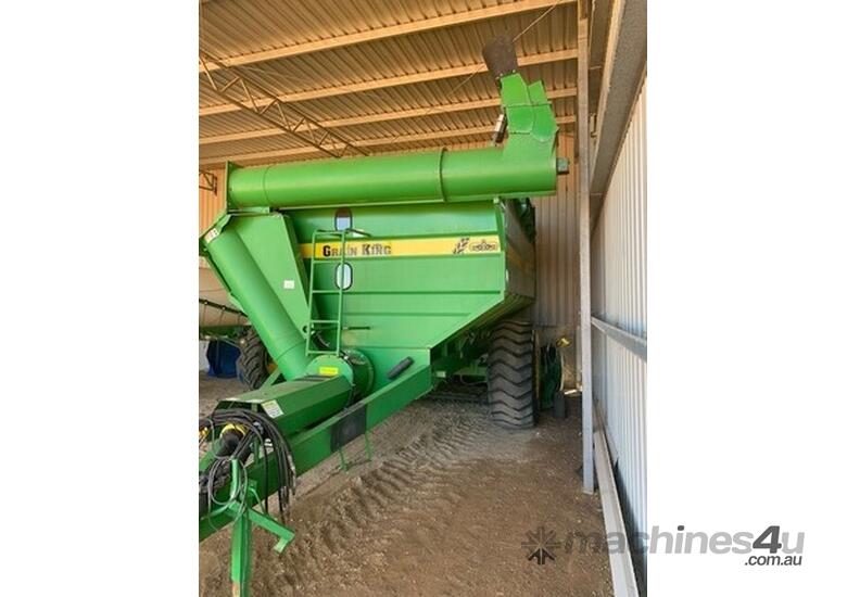 Used 2015 Grain King 2015 Grain King Trufab 25T Tramliner Grain Carts