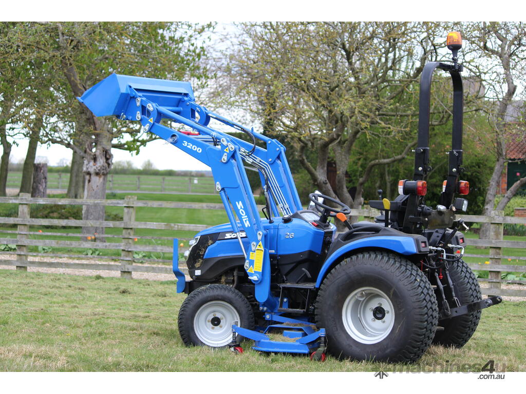 New 2021 Solis 26HP Hydrostatic Tractor With Mid Mount Mower Deck Solis