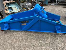 Honert Vibrationtechnic VSO dewatering screen, 1000mm x 3000mm, refurbished and serviced - picture1' - Click to enlarge