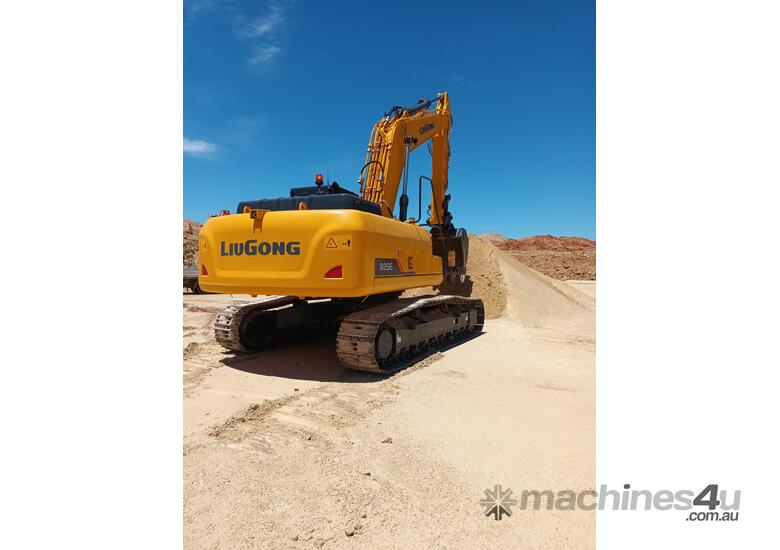 caption 2021 LIUGONG CLG 925 E EXCAVTOR
