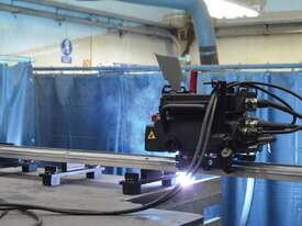 RAIL TITAN WELDING CARRIAGE - picture1' - Click to enlarge