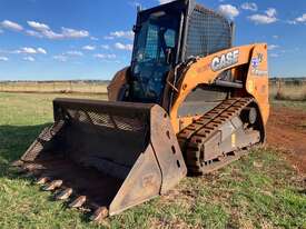 Case TR270 Tracked Skidsteer & Attachments - picture1' - Click to enlarge