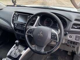 Mitsubishi Triton MQ - picture1' - Click to enlarge