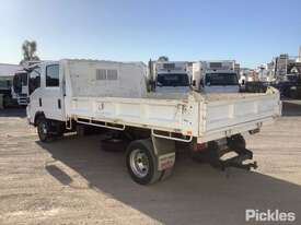 Isuzu NPR 300 - picture2' - Click to enlarge