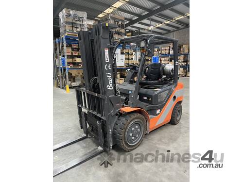 Baoli 2.5t LPG Forklift