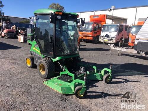 2016 John Deere 1585 Terrain Cut