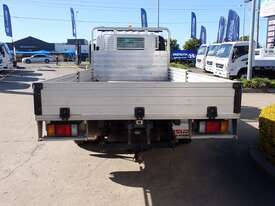 ISUZU NPR - picture2' - Click to enlarge