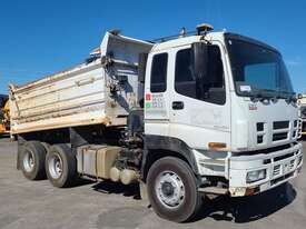 Isuzu CXY Giga - picture0' - Click to enlarge