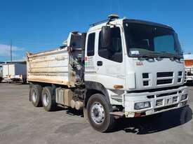 Isuzu CXY Giga - picture0' - Click to enlarge