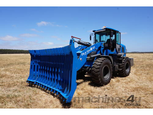 Blue Star 933 Large Front End Articulated Loader 4wd