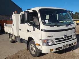 Hino 300 - picture0' - Click to enlarge