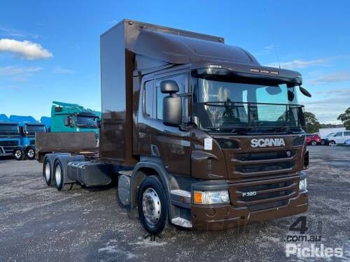 2014 Scania P320 Container Truck