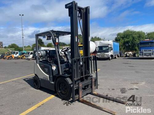 2012 Crown CG25E-5 2 Stage Forklift