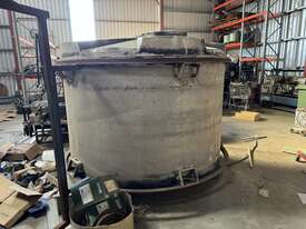 Action 5000 Squat Tank Mould - picture0' - Click to enlarge