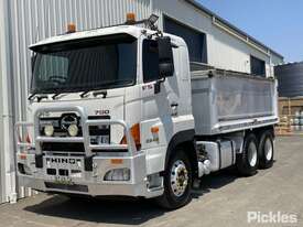 2014 Hino 700 Series Tipper Body - picture1' - Click to enlarge