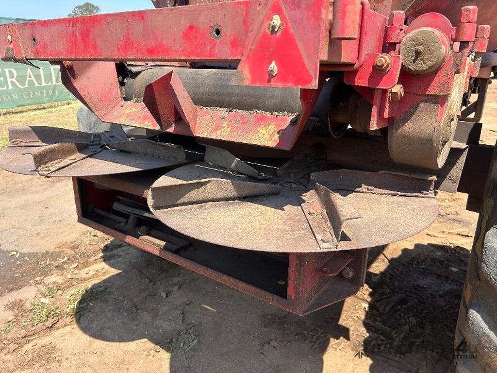 Used 1987 BREDAL B50 BELT SPREADER BIN Farm Spreaders in EMERALD, QLD