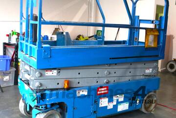   GS2032 Genie Electric Scissor Lift