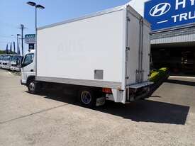 MITSUBISHI CANTER - picture2' - Click to enlarge