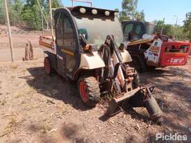 2018 Bobcat Toolcat 5600 4x4 - picture0' - Click to enlarge