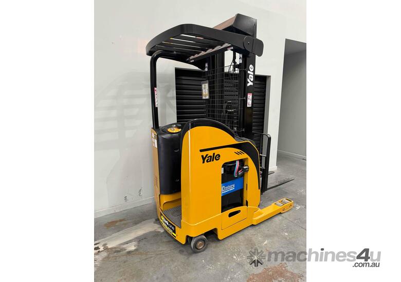 caption Electric Reach forklift