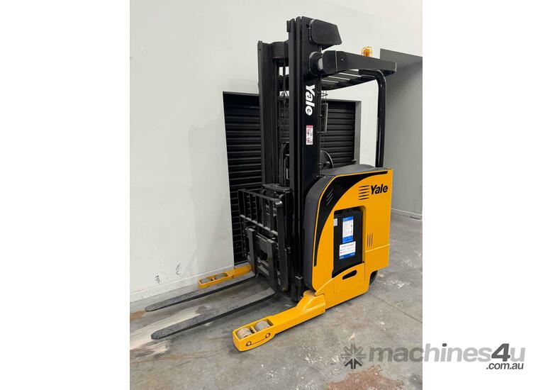 caption Electric Reach forklift