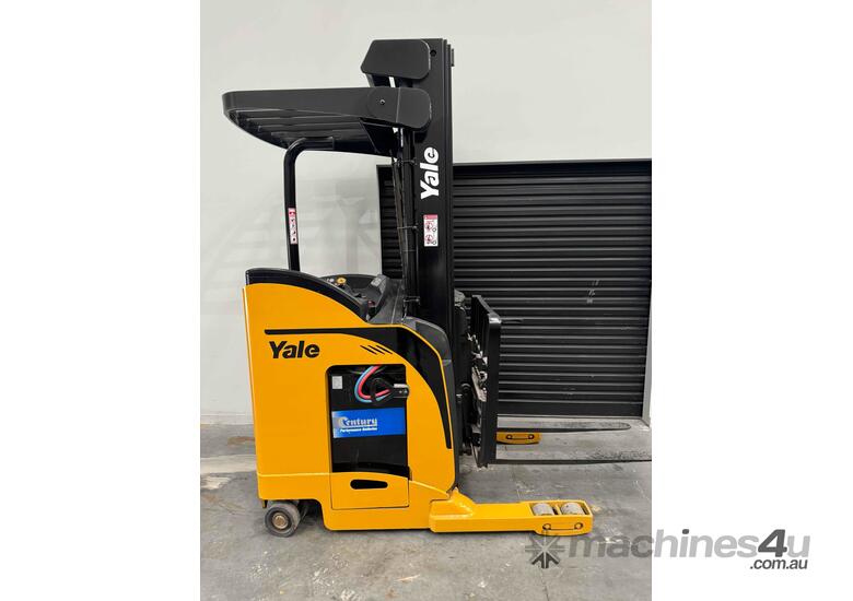 caption Electric Reach forklift