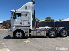 2011 Kenworth K200 Series Prime Mover Sleeper Cab - picture2' - Click to enlarge