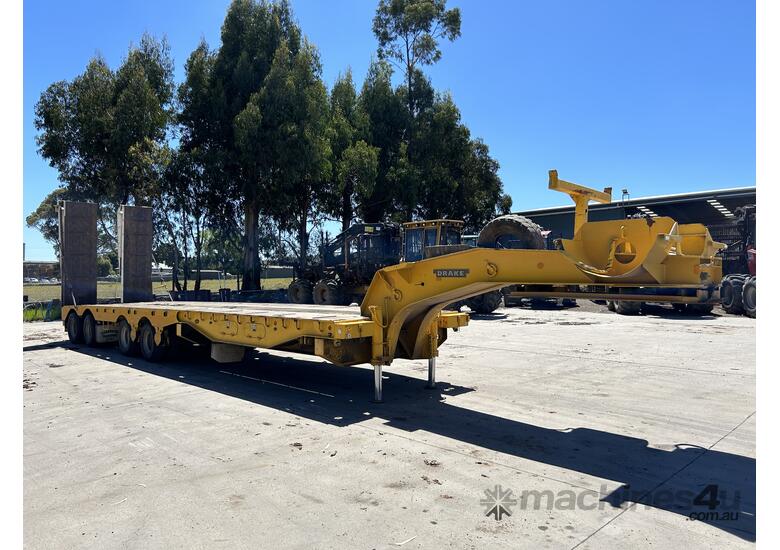 Buy Used 2011 drake 2011 Drake Quad Axle Deck Axle Widener Low Loader