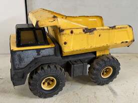 QTY OF 2 TONKA TOYS - picture2' - Click to enlarge