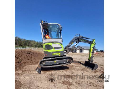 Zoomlion 2.6T Excavator Package - Hire
