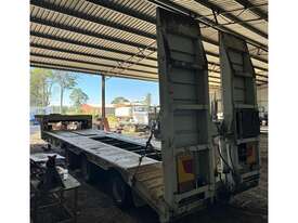 1983 BRENTWOOD 00TRAIL LOW LOADER TRAILER  - picture1' - Click to enlarge
