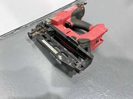 Milwaukee cordless straight finish nailer - picture2' - Click to enlarge