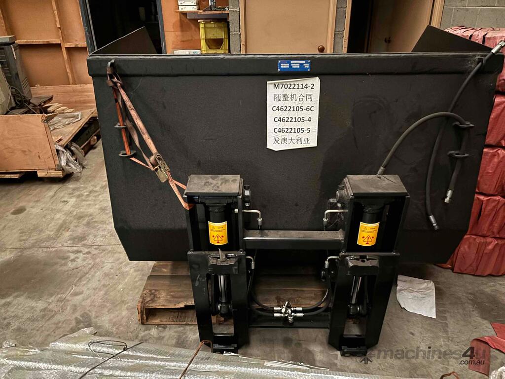 New CASCADE Forklift Hydraulic Dirt Bucket attachment Forklift Bucket