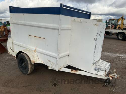 2007 Wholesale Trailers 7X5 Single Axle Enclosed Box Trailer