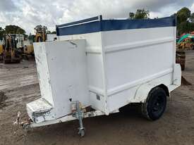 2007 Wholesale Trailers 7X5 Single Axle Enclosed Box Trailer - picture1' - Click to enlarge