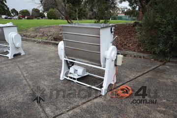 Stainless Steel Paddle Mixer - 125L - Farina & Cerletti