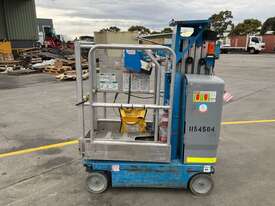 2015 Genie GR-15 Manlift (Electric) - picture2' - Click to enlarge